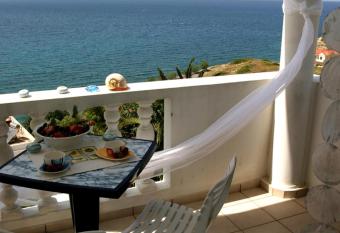 Villa Irini has Balcony rooms