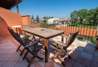 Fotios Roof apartment has Balcony rooms