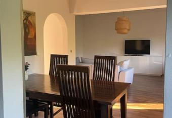 Komfort am Flughafen Weeze (Airport) has Balcony rooms