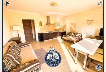 U Kapitana allows 18 year olds to book a room