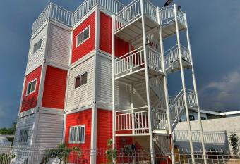 Departamento Morgan a 6 minutos de la playa allows 18 year olds to book a room