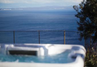 Villa Opatija Hills has Balcony rooms