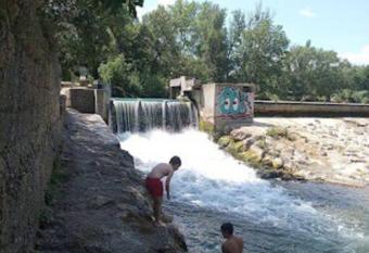 Le num  ro 3 has Balcony rooms