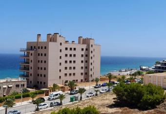 Lovely apartment with sea view has Balcony rooms