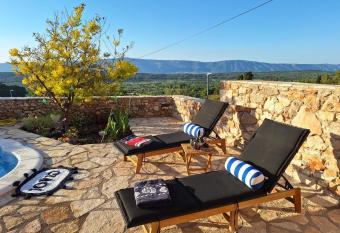 Holiday house  has Balcony rooms
