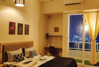 Modern Suites by Hey Studio s has Balcony rooms