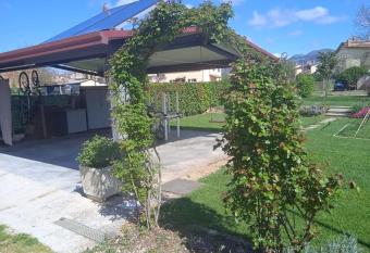 Casa sulla via di Francesco has Balcony rooms