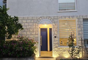 Villa Dardona Drvenik has Balcony rooms