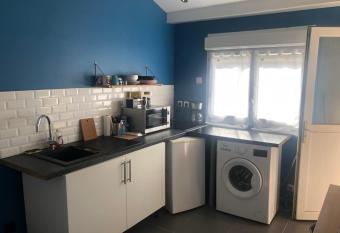 Logement pr  s du parc des expositions de villepinte et de l   a  roport Charles de Gaulle allows 18 year olds to book a room