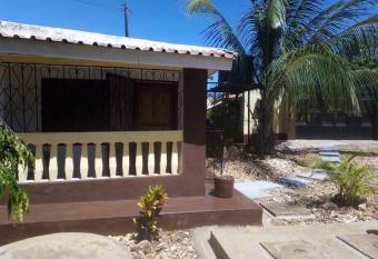 Moringa Garden Cottage has Balcony rooms