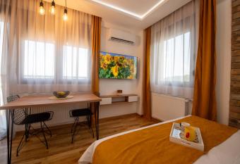 Lux Apartman Sunce has Balcony rooms