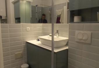 Harmony Lux Apartment has Balcony rooms