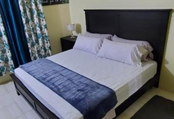 Phoenix comfort home has Balcony rooms