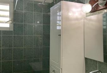 Villa piscine enti  re 6/8 pers has Balcony rooms