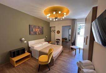 La Casa di Matilde has Balcony rooms