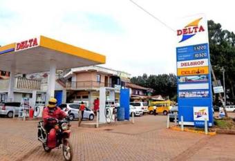 LUCKY GUEST ROOMS & ACCOMODATIONS has Balcony rooms