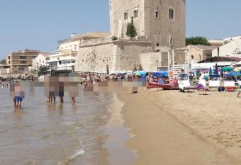 Luan s House has Balcony rooms