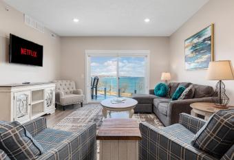 2BDR Lake View 1st Floor Condo steps to Beach 103E has Balcony rooms