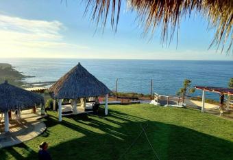 Happy Hill Chimo has Balcony rooms