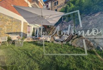 Don Antonio Rooms allows 18 year olds to book a room