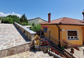 Apartments with a parking space Matulji, Opatija - 21458 has Balcony rooms