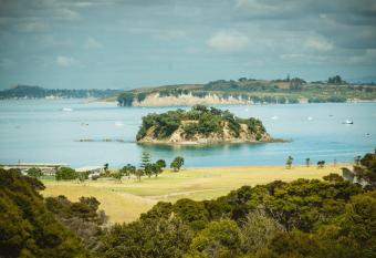 Winemakers Loft has Balcony rooms