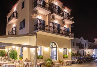 Stelios Hotel allows 18 year olds to book a room
