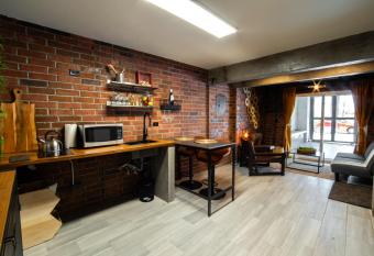 Casa San Marcos UNO allows 18 year olds to book a room