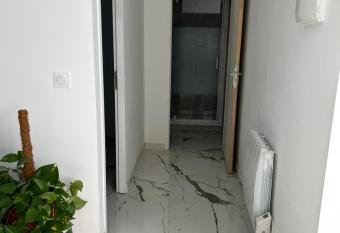 logement entier: suite chez Vanessa has Balcony rooms