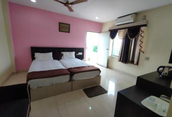 STAYMAKER Reliance O Tel has Balcony rooms