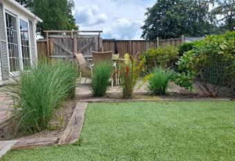 Natuurhuisje Oisterwijk Bedstee allows 18 year olds to book a room