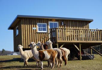 Tinyhaus Alpakawiese has Balcony rooms
