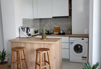 Mara Apartment has Balcony rooms