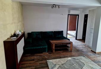 CHRIS APARTMENT has Balcony rooms