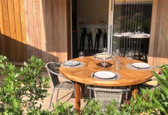 Les gites du canal has Balcony rooms