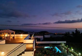 Villa Tino- Casa M allows 18 year olds to book a room