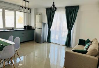 Sunrise Vibes Apart Mamaia Nord has Balcony rooms