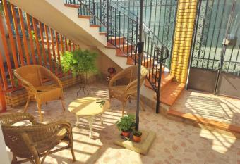 Teseo Holiday has Balcony rooms