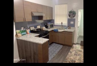 Beautiful bedroom next JHU allows 18 year olds to book a room