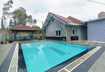 VILLA Kota Bunga TRULY2 has Balcony rooms