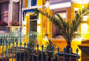 Cavalaire Guest House allows 18 year olds to book a room