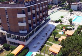 Hotel Marina Beach has Balcony rooms