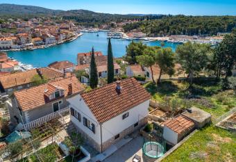SeaView Apartment Toni has Balcony rooms