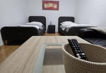 M&L Wohnen 2 has Balcony rooms