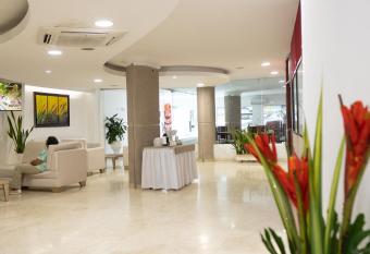 HOTEL CHARTHON has Balcony rooms