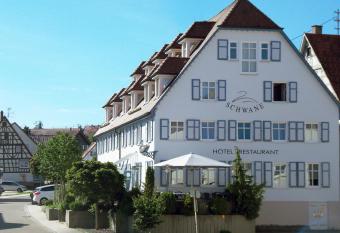 Hotel Restaurant Schwane allows 18 year olds to book a room