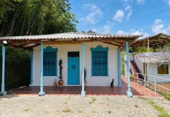 Casa de campo San Roque, Ant has Balcony rooms