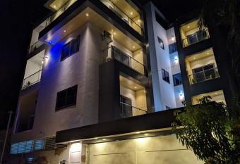 R  sidence Bouba Bamako has Balcony rooms