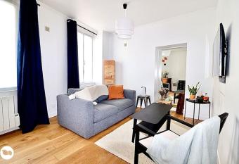 Proche Ch  teau et Gare 2 Pi  ces avec Jardin - PARIS EN 20 MIN has Balcony rooms