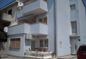 Navy Apartments has Balcony rooms